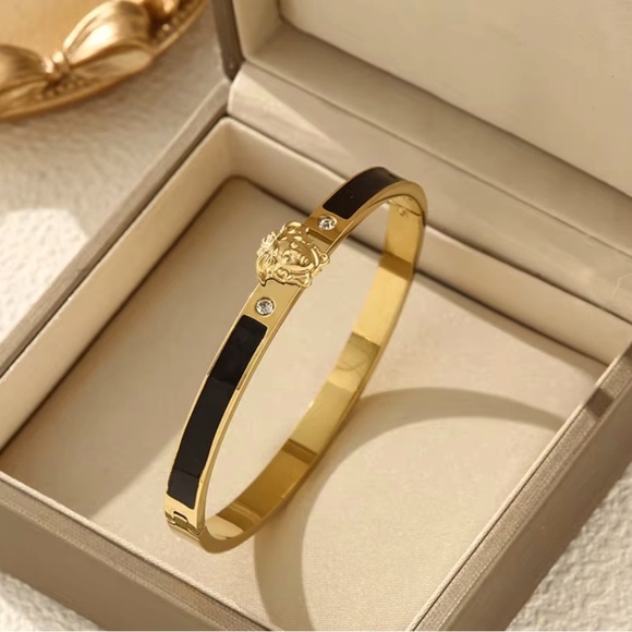 Moon Goddess Emporium Jewelry - 18K Gold Medusa Head Black Oil Drip Stackable Diamond Inlay Bracelet No Fade